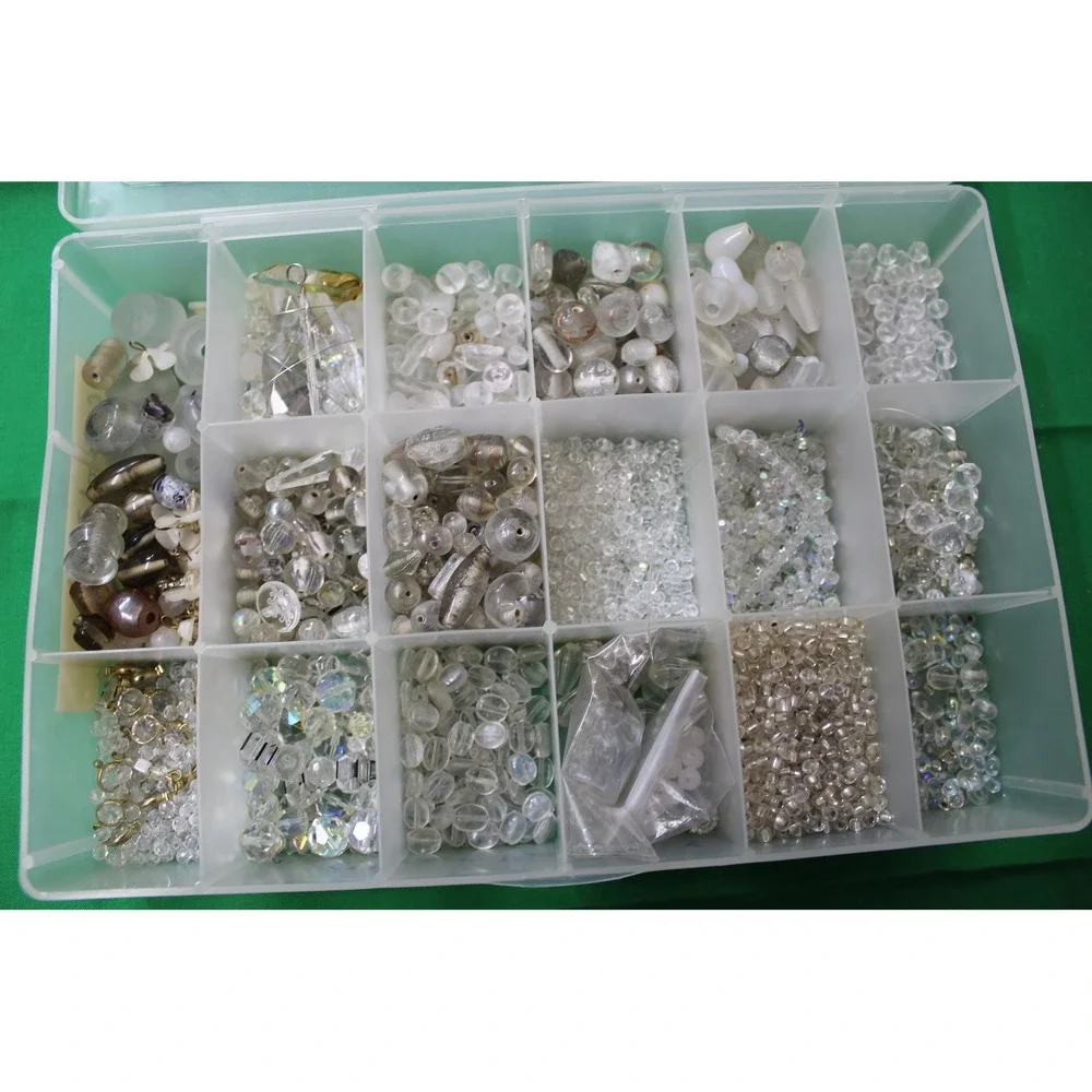 Vintage Clear Bead Assortment, Jewelry Making Supplies (2.6 lbs)